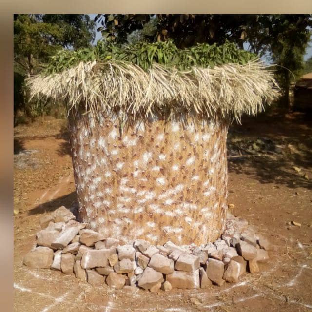 Nibang-nket Painted Hut
